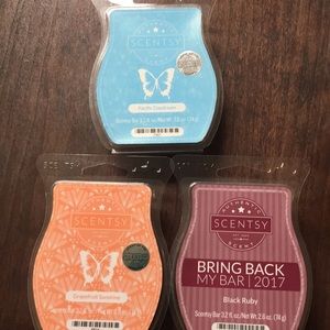 3 Scentsy Bars